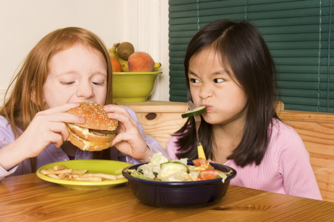 7 советов родителям о правильном и здоровом питании детей